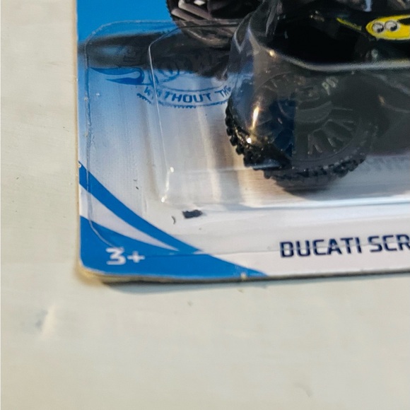 Hot Wheels Motorcycles HW450F Racer & Ducati Scrambler Baja Blazer NIB - Picture 6 of 9
